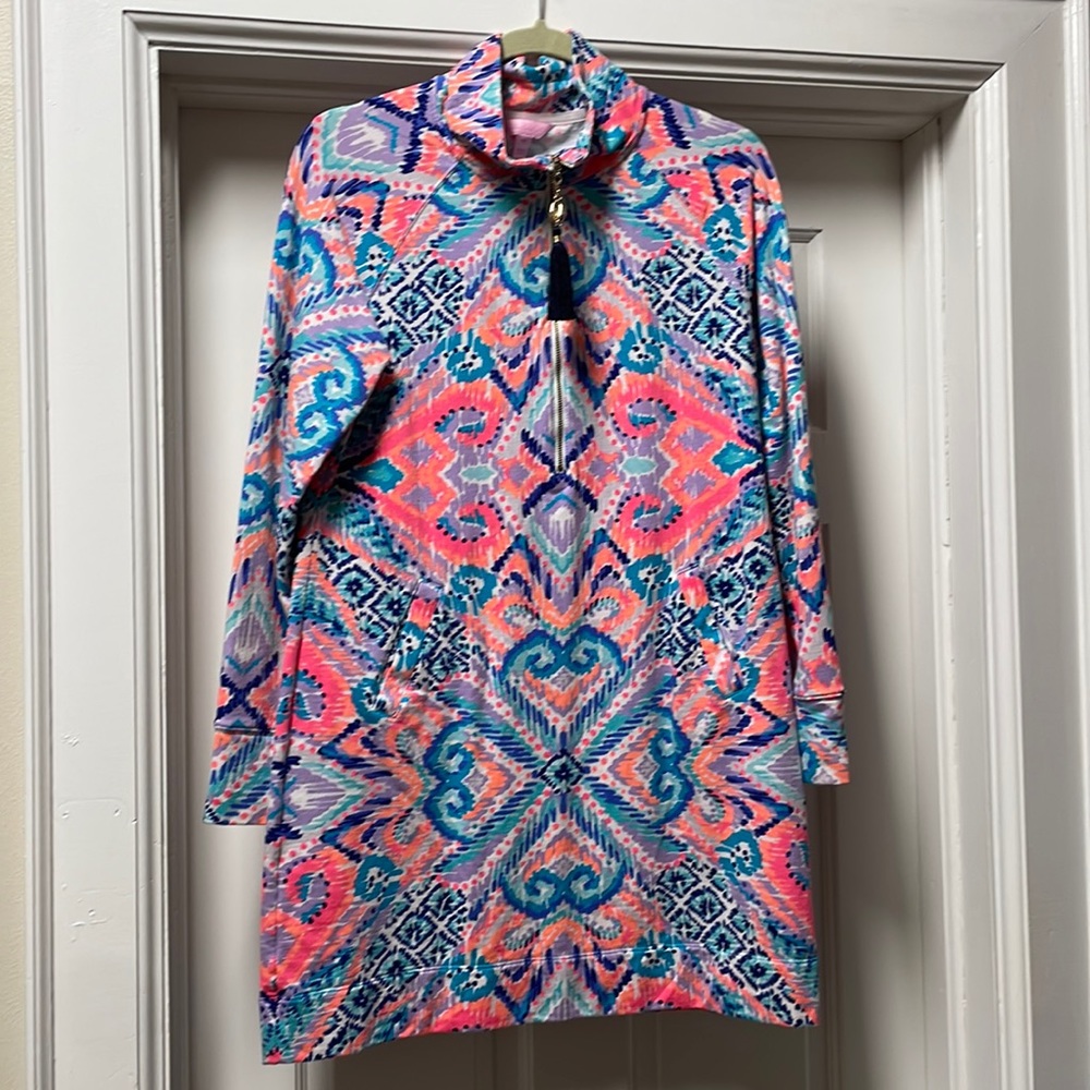 Lily Pulitzer cover up size medium